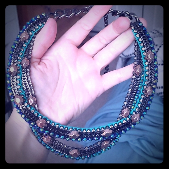 Stella & Dot Statement Necklace - Picture 1 of 3